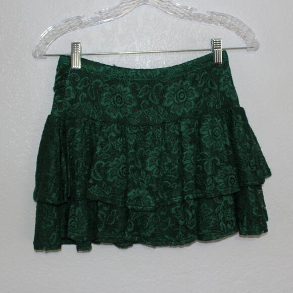 Lace Ruffled Mini Skirt Medium - Picture 6 of 12